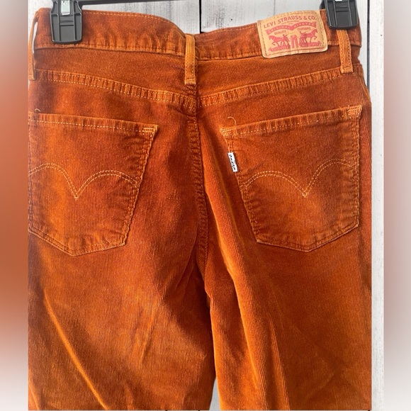 Levi's Wmns 724 High Rise Straight Crop Corduroy Sz 24 Jeans Pants Pumpkin Spice - Picture 5 of 9